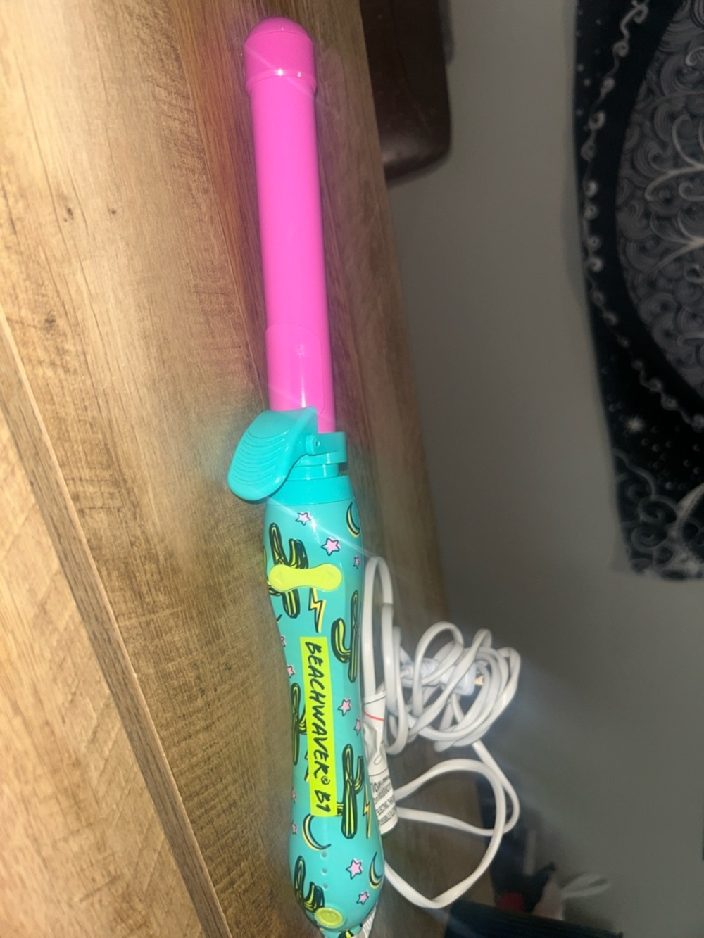 Beachy Pink & Teal Travel Curling Wand